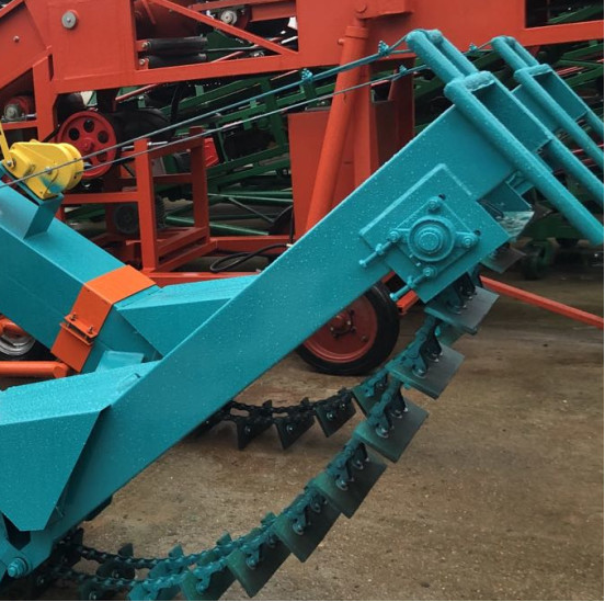 bearings in the grain scraping device